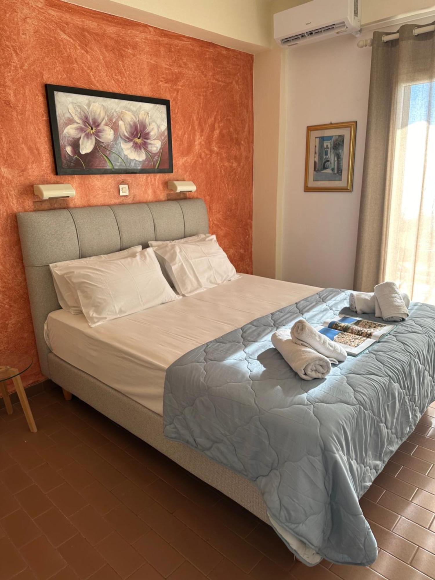 Vladimiros Apartments Barbati Exterior photo