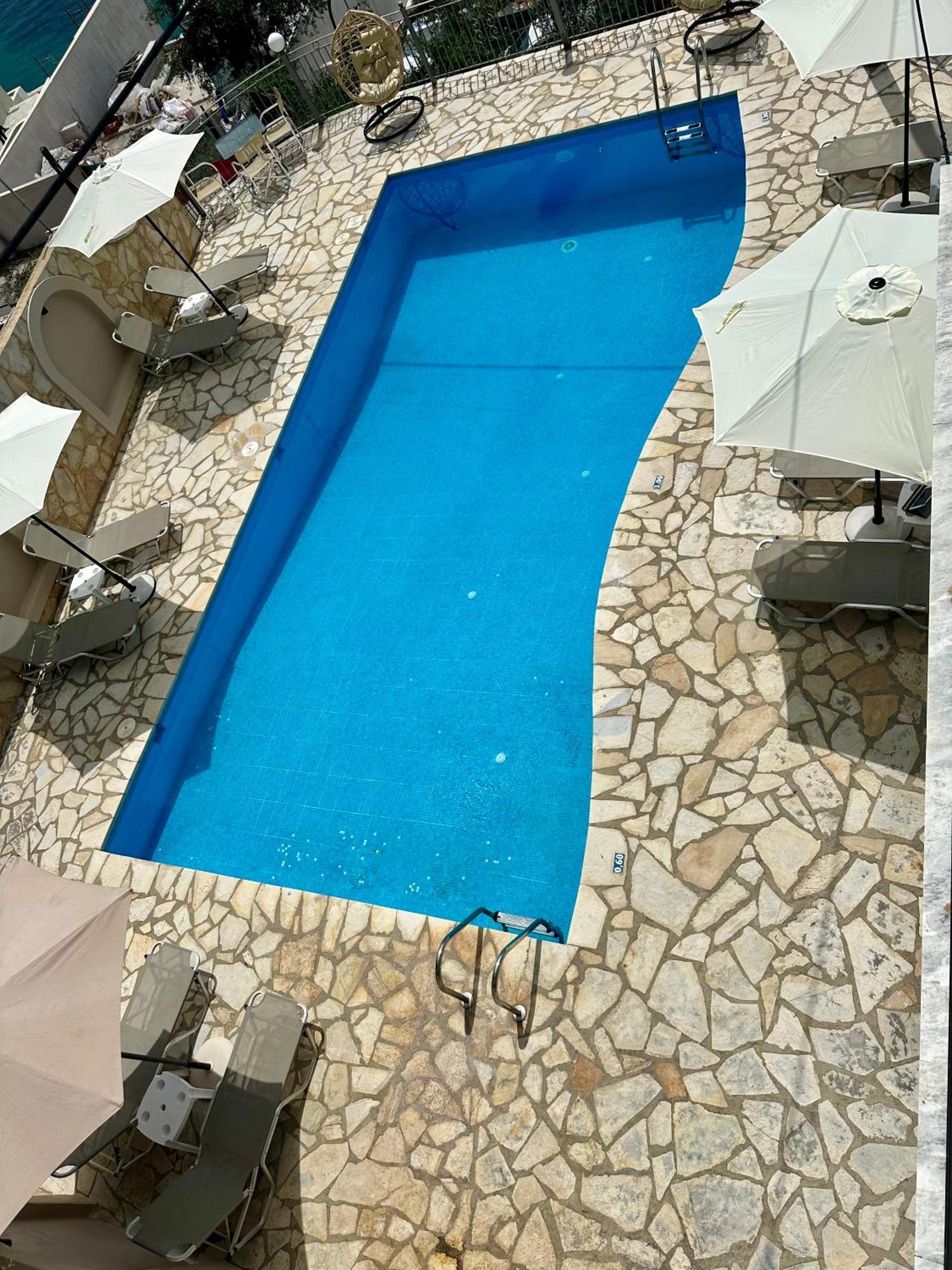 Vladimiros Apartments Barbati Exterior photo